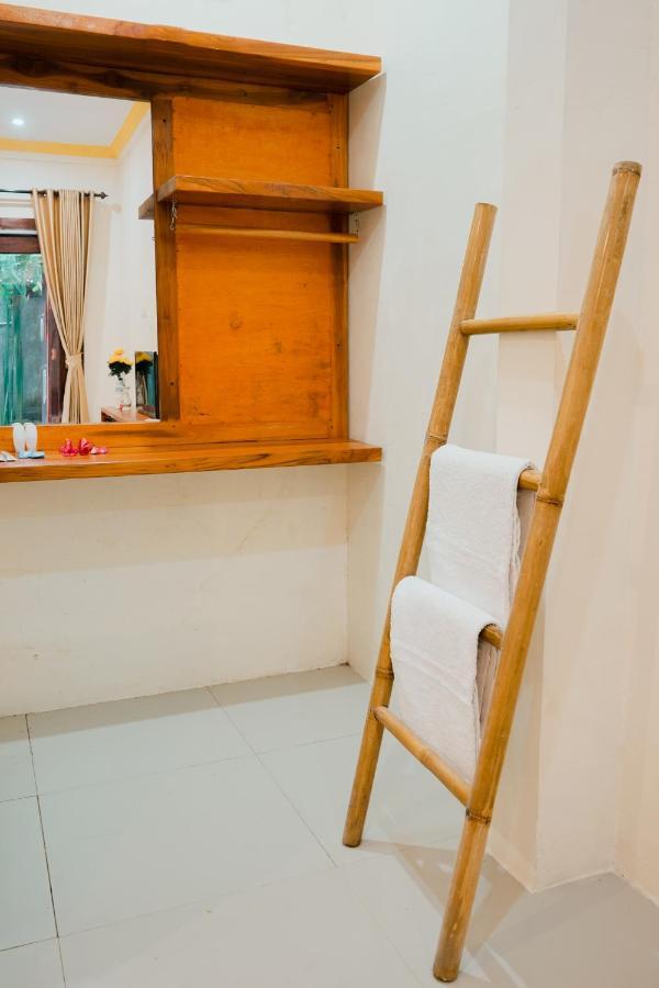 Zamzam Anjani Villa Lombok Praya Kültér fotó